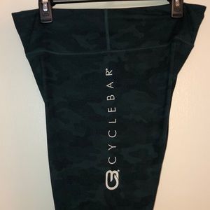 CYCLEBAR X GLYDER Green Camo Leggings